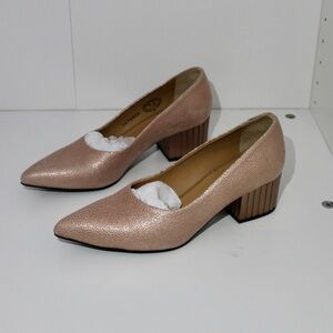Rose gold low heel